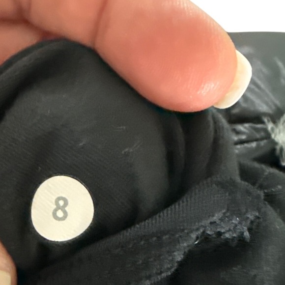 Lululemon The Fluffiest Vest Black Ziggy Snake Pink Black 650 Goose Down Sz 8 - Picture 8 of 14